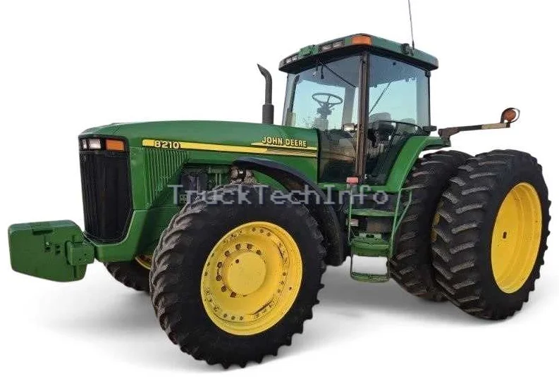 John Deere 8210